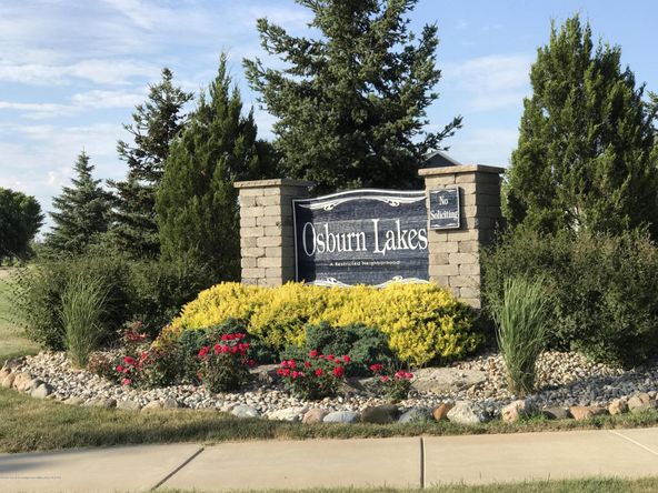 1131 Jackson Dr, Owosso, MI 48867